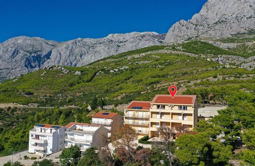 Bratus Apartment | Amazing apartment in Krvavica