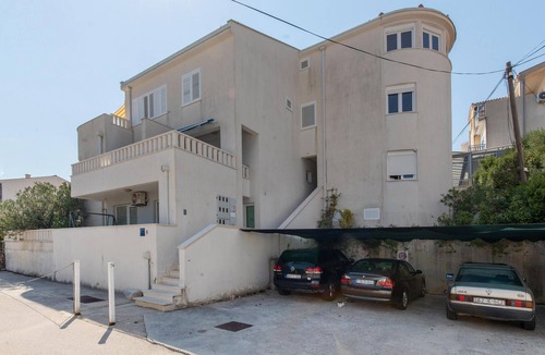 Klek Apartment | Amazing apartment in Klek with house sea view