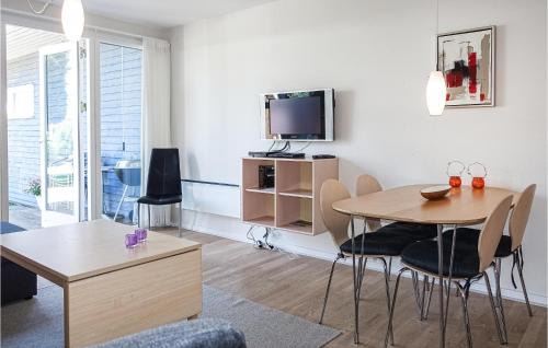 Dueodde Apartment | Amazing Apartment In Nexø With Sauna