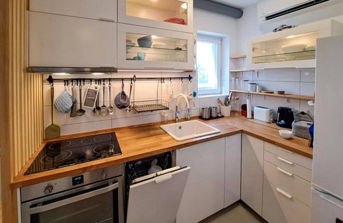 Olib Apartment | Amazing apartment in Olib with WiFi