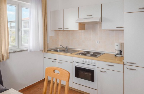 Mugeba Apartment | Amazing apartment in Porec with house sea view