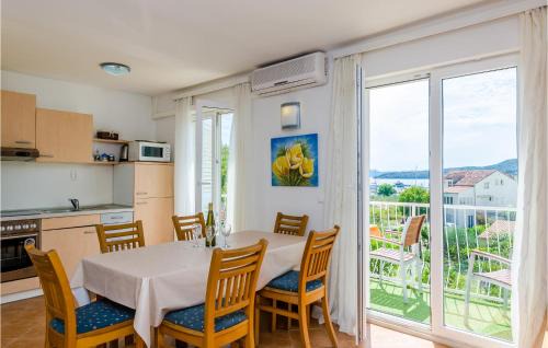 Slano Apartment | Amazing Apartment In Slano With Wifi