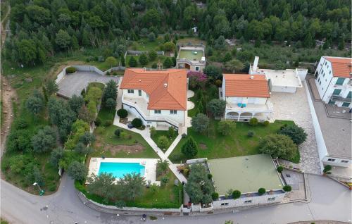 Trpanj Apartment | Amazing Apartment In Trpanj With Lake View