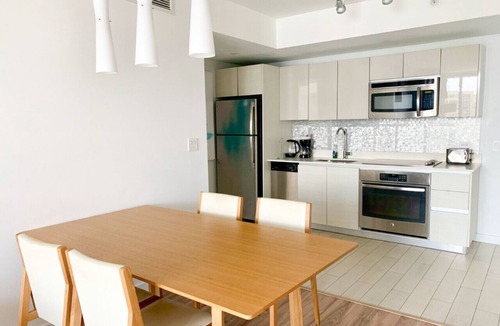 Hallandale Beach Apartment | Amazing apt with Great views
