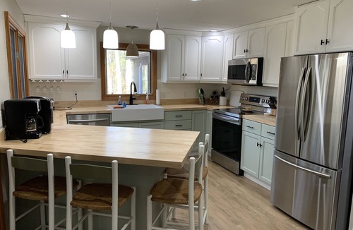 Gilford House | Amazing Back Porch! Lots of dates left in May and June! 4BR, 2 Bath sleeps 7