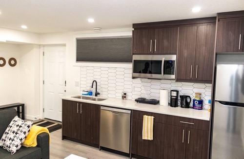 Airdrie Apartment | Amazing Basement Suite With a Dedicated Workspace