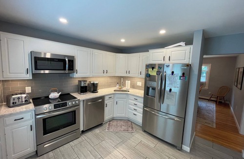 Osterville House | Amazing Beautiful Osterville, Cape Cod, MA! Beach Pass, Fire Pit, Sleeps 10