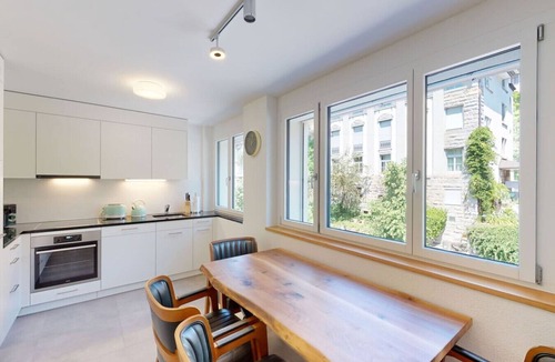 District 6 Apartment | Amazing big studio city center (Sun 7)