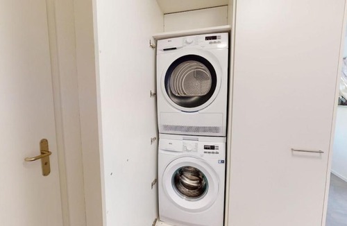District 6 Apartment | Amazing big studio in the city center - Sun 7