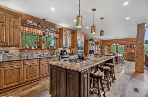 McHenry Cabin | amazing cabin with private lake accesses