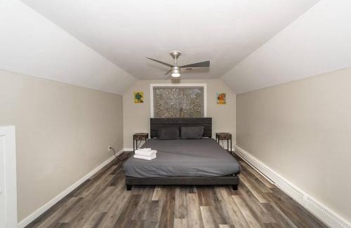 Ann Arbor Villa | Amazing centrally located home