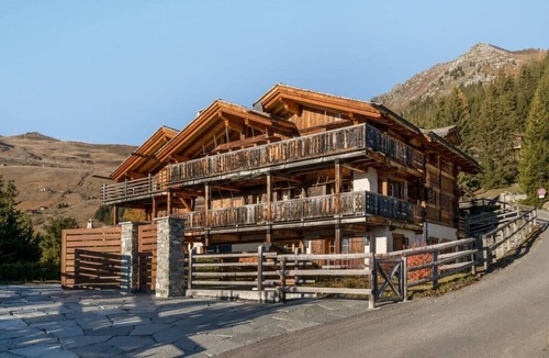 Le Chable Villa | Amazing Chalet With Beautiful Jupiter Views