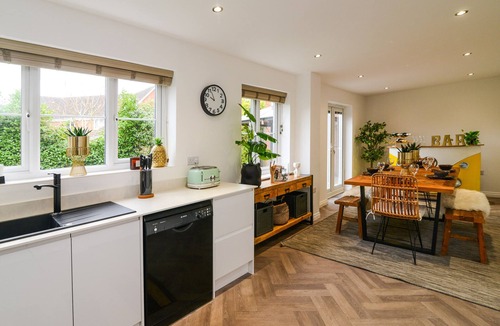 Pride Park House | Amazing City Centre Home