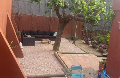 El Putget i Farro House | Amazing City Villa & Garden