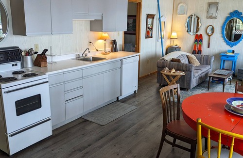 Nipissing Cottage | Amazing Cottage on Spectacular Wolfe Lake