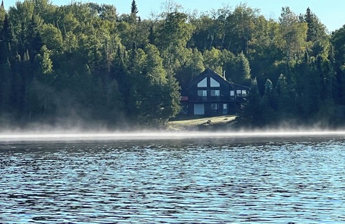 Unorganized Thunder Bay District Cottage | Amazing cottage, pristine lake
