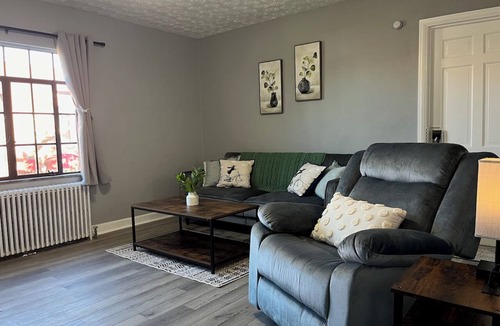 Mount Vernon Apartment | Amazing Downtown Location! Quiet & Spacious! #C