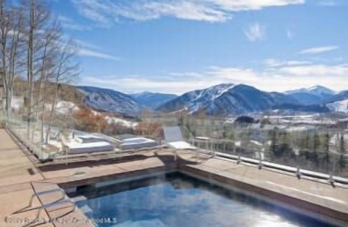 Aspen House | Amazing Eppley Estate