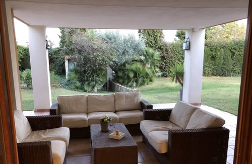 San Vicente del Raspeig Ski Chalet | AMAZING CHALET IN ALICANTE
