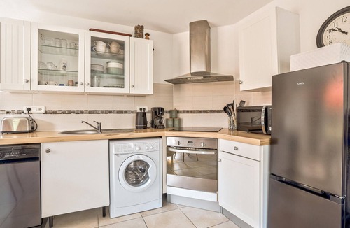 Quettreville-sur-Sienne House | Amazing home in Quettreville-sur-Sienn with WiFi