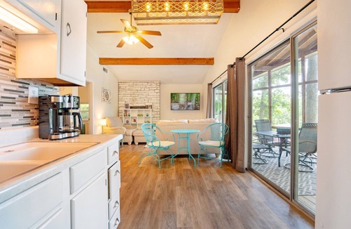 Sunrise Beach House | Amazing Full View of Cove - Privacy - Relaxation