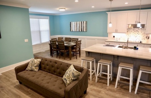 Downtown House | Amazing Gem w/Balcony in Downtown Durham!