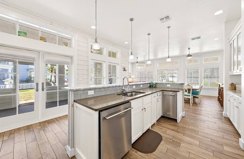 Cinnamon Shore Cottage | Amazing Grace 128 ST