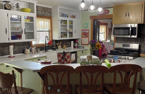 Blanco House | Amazing Grace Home on the River