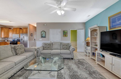Garden City House | Amazing Grace - Five Bedroom, Five Bathroom Pet Friendly House