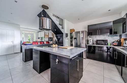 Pierrefitte-sur-Seine House | Amazing home in Pierrefitte-Sur-Seine with WiFi