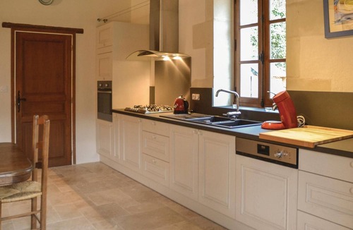 Cravant-les-Coteaux House | Amazing home in Cravant les Côteaux