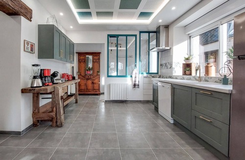 Neuilly-le-Vendin House | Amazing home in Neuilly le Vendin