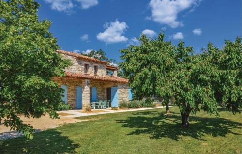 Sainte-Croix-a-Lauze House | Amazing Home In Sainte Croix-À-Lauze