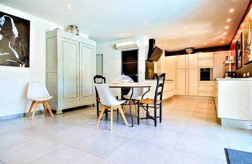 Saint-Victor-la-Coste House | Amazing home in St Victor la Coste