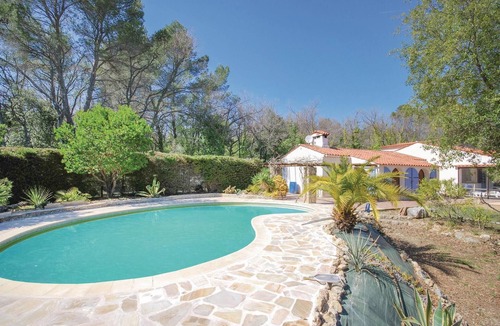 Bagnols-en-Foret House | Amazing home in Bagnols en Foret