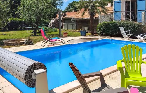 Notre-Dame-de-Riez House | Amazing Home In Notre Dame De Riez