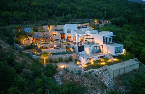 Sveta Jelena House | Amazing home in Moscenicka draga with sauna