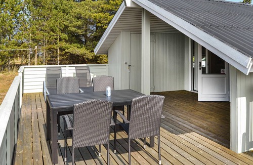 Tuen House | Amazing home in ålbæk with WiFi
