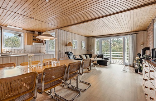 Oster Somarken House | Amazing home in Aakirkeby with kitchen