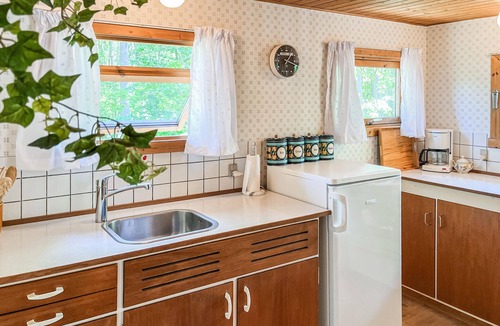 Boderne House | Amazing home in Aakirkeby with WiFi