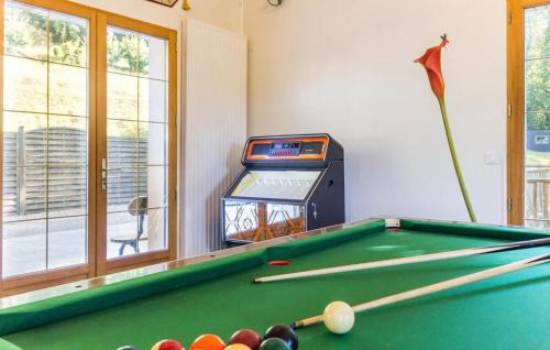 Acquigny House | Amazing Home In Acquigny