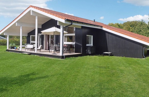 Askeby House | Amazing home in Askeby with sauna