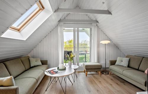Assens House | Amazing Home In Assens With Wifi