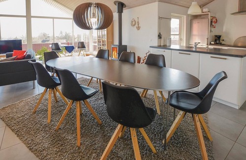 Kettingskov House | Amazing home in Augustenborg with sauna