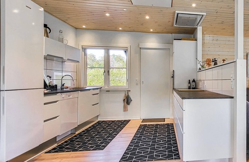 Augustenborg House | Amazing home in Augustenborg with WiFi