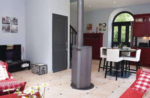 Auxais House | Amazing home in Auxais with WiFi