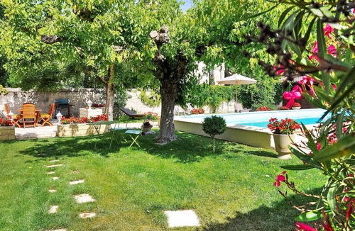 Barbentane House | Amazing home in Barbentane