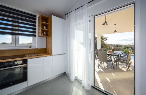 Orihi House | Amazing home in Barban