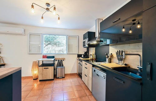 Barjac House | Amazing home in Barjac