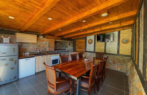 Ledenice House | Amazing home in Bater
